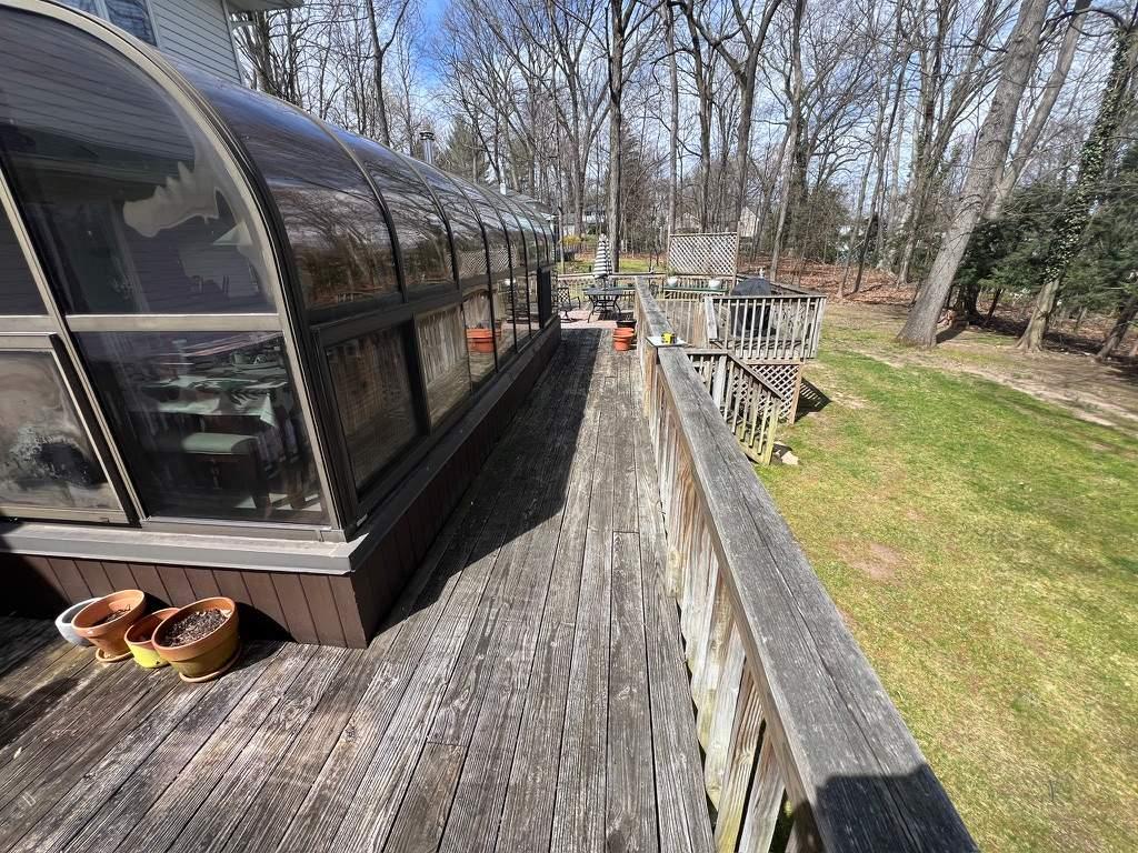 Gerald | 1200sqft Trex Deck w/ Farm style fence - 4
