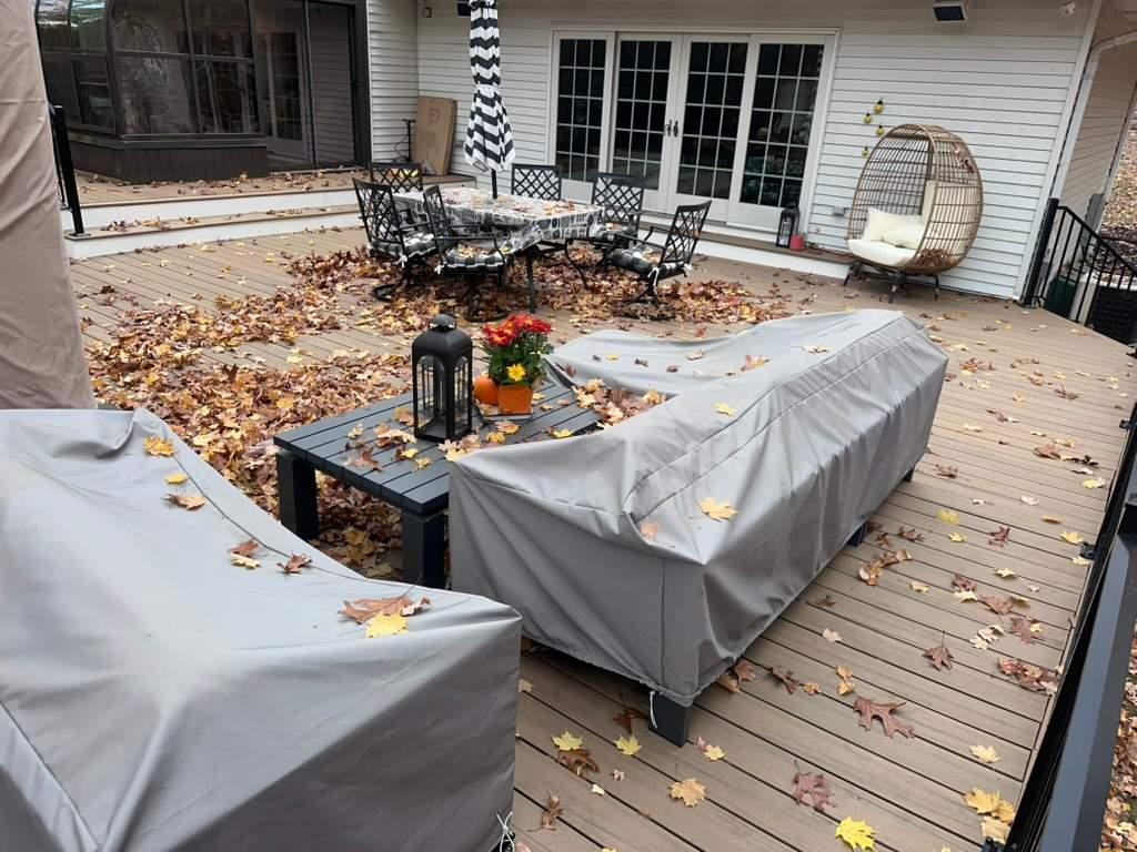 Gerald | 1200sqft Trex Deck w/ Farm style fence - 2