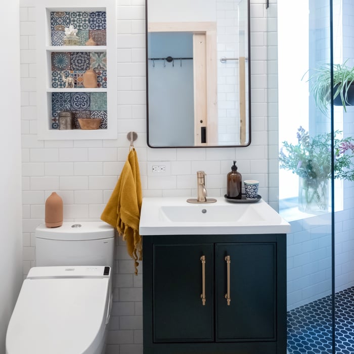 Average Small Bathroom Renovation Costs and Budget Ranges