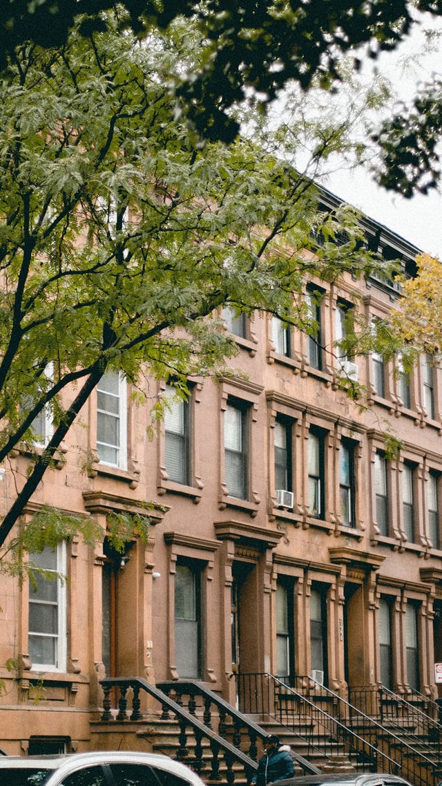 A row of brownstone houses in Brooklyn, NY 