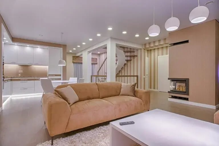fabs-remodeling-modern-kitchen-2-768x513